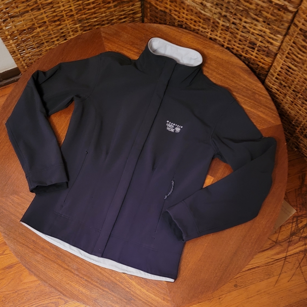 Mountain Hardware Callisto Soft Shell Jacket Wome… - image 5